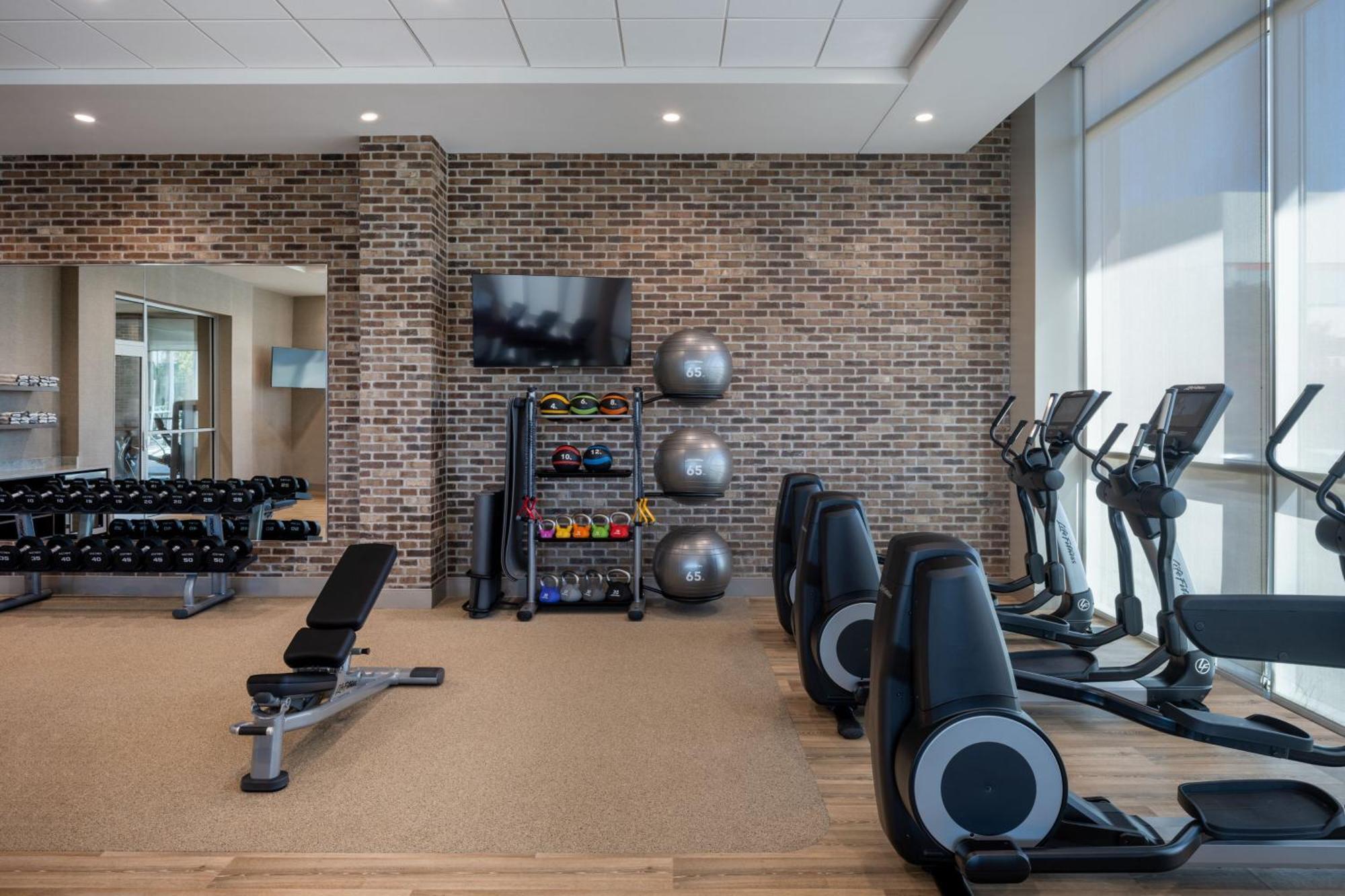 Delta Hotels By Marriott Wichita Falls Convention Center 外观 照片